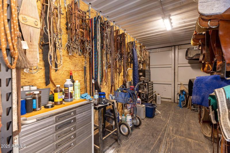 49-web-or-mls-photo(49) 828 N Gun Creek