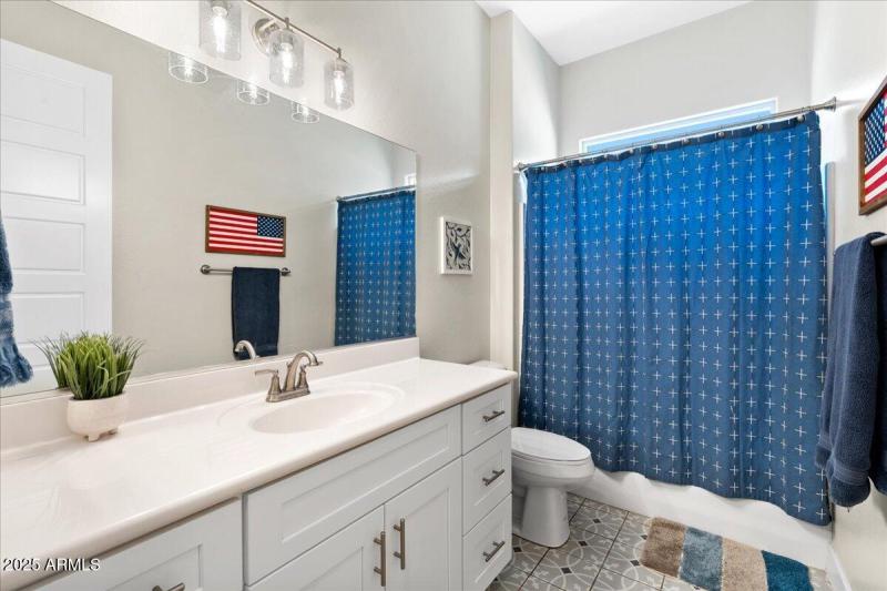 19-Secondary Bathroom