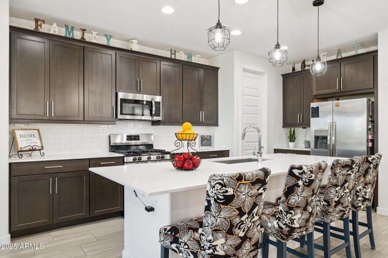 17-web-or-mls-12347-e-soloman-rd