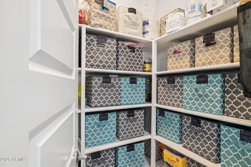 29-web-or-mls-12347-e-soloman-rd