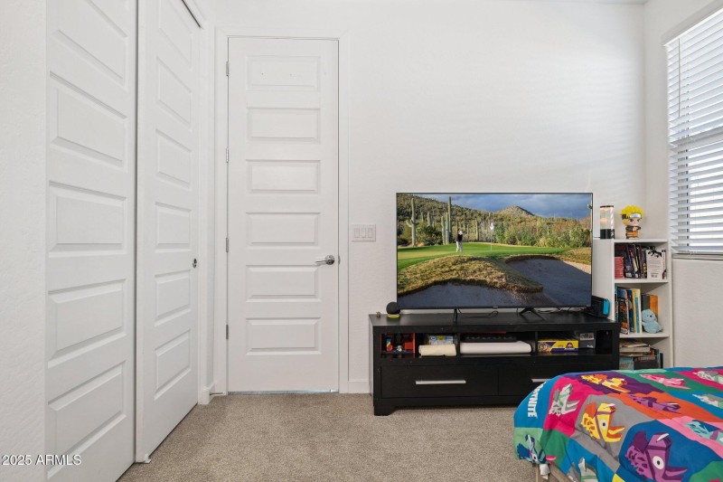 37-web-or-mls-12347-e-soloman-rd