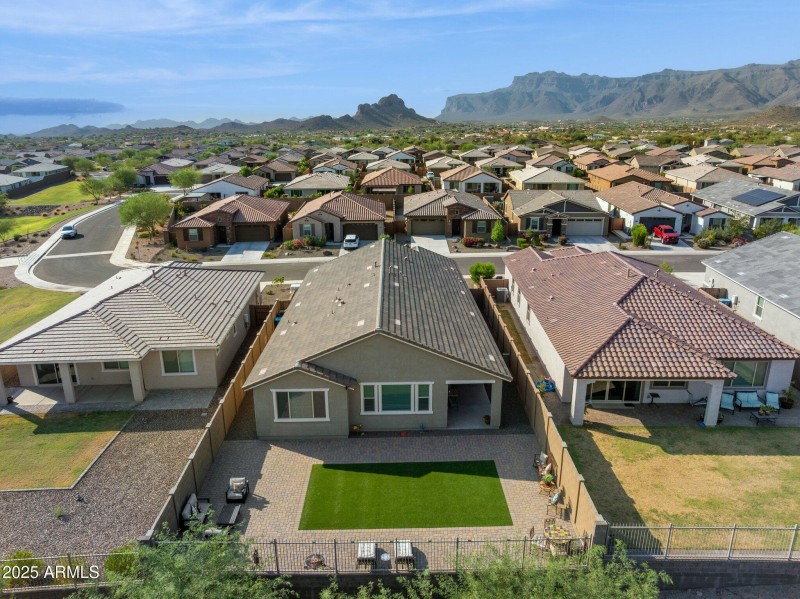 77-web-or-mls-12347-e-soloman-rd