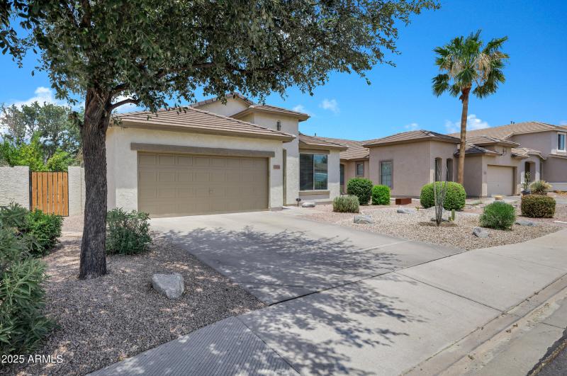 3676 E Janelle Way-3