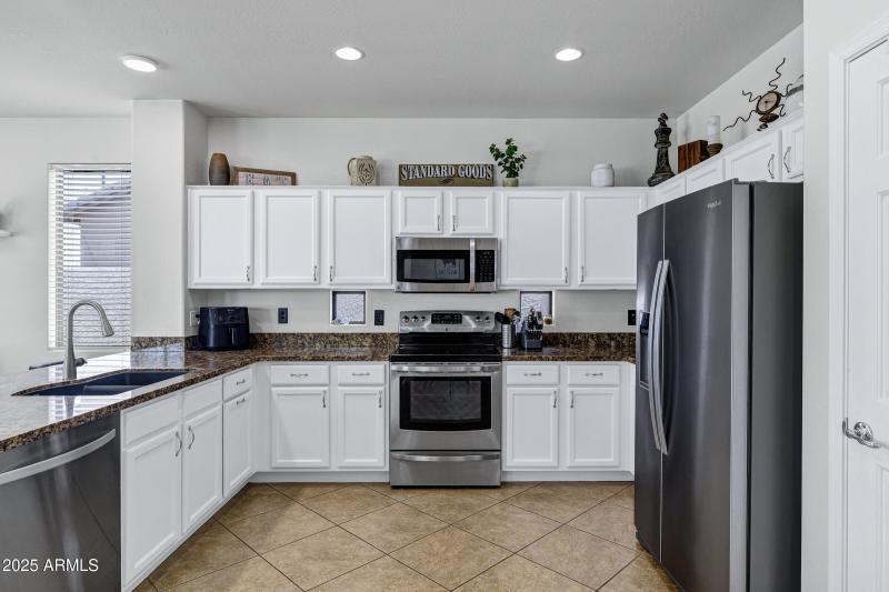 3676 E Janelle Way-20