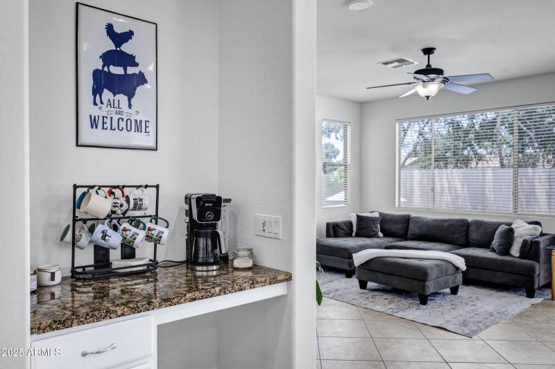 3676 E Janelle Way-22