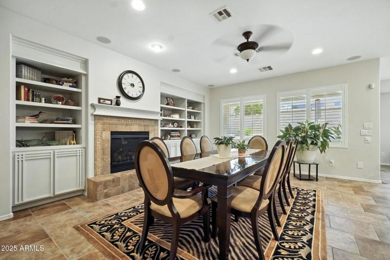 12-web-or-mls-_DSC2703 chris avery