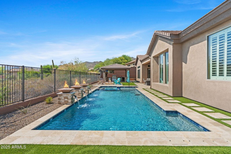 41622 N RIVER BEND RD