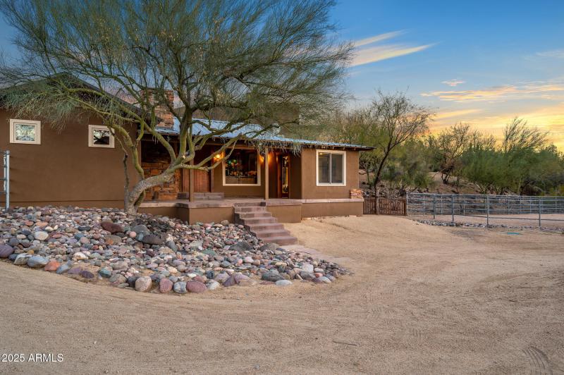 Charming Guest or Caretaker Home