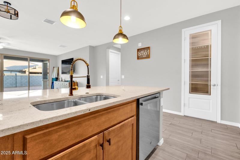 6-web-or-mls-368A6890