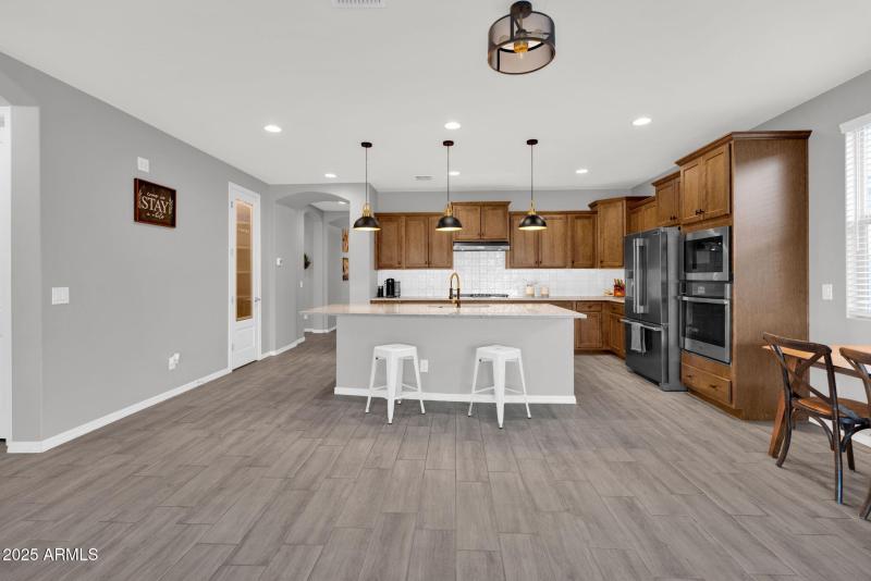 12-web-or-mls-368A6922