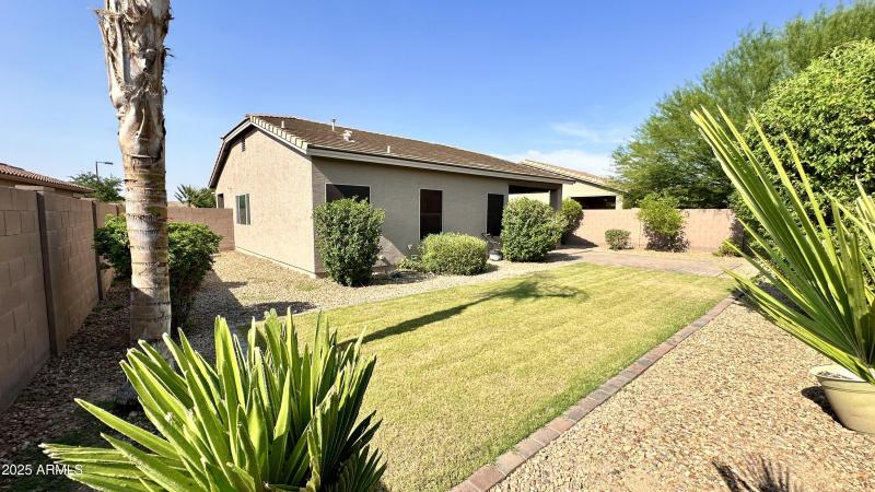 3D955888-29E3-4FA4-B893-9705FB4A8A4F_1_2