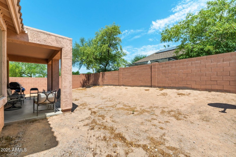 019___9904 E Elena Ave