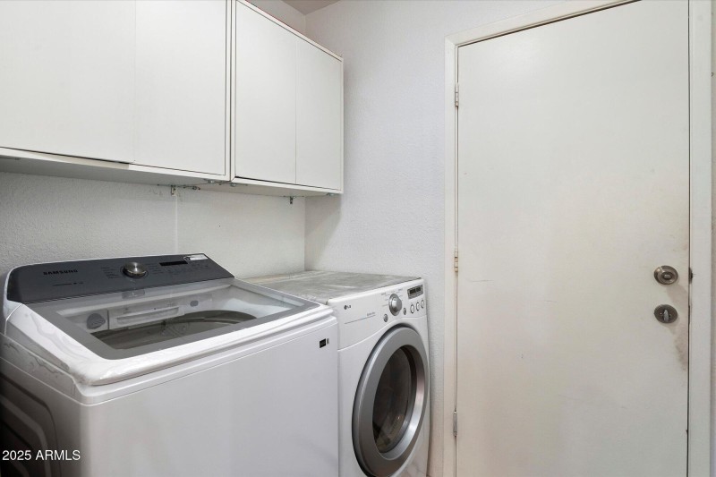 Laundry Room - 143 W. Michelle Dr