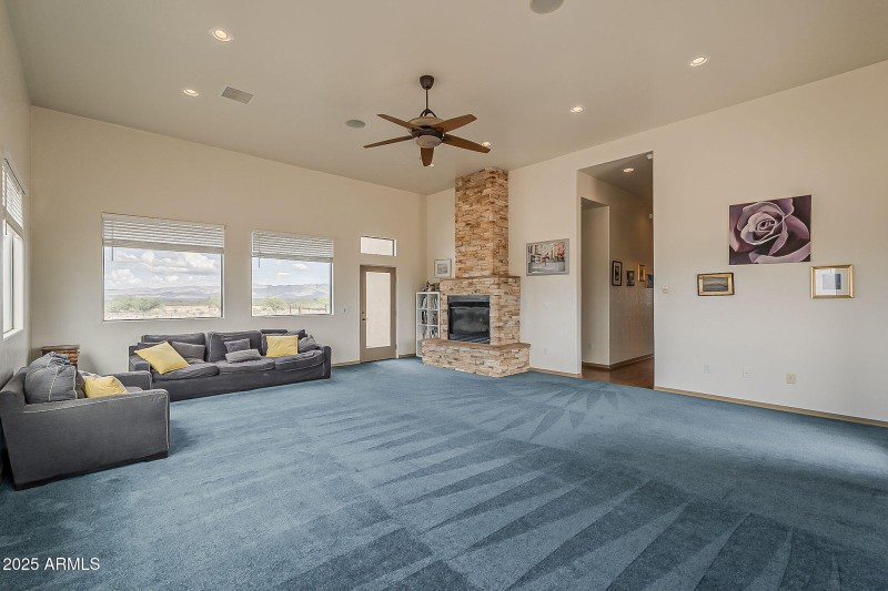 54-web-or-mls-Sb Ranch-36