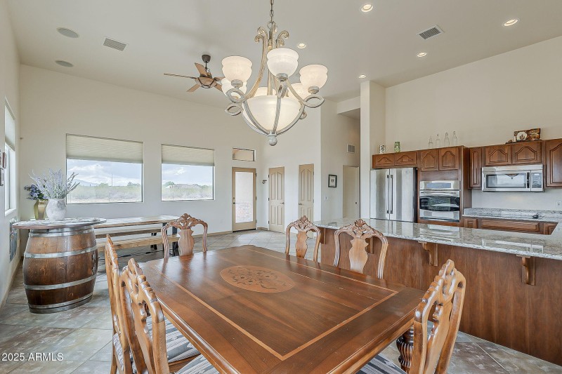 41-web-or-mls-Sb Ranch-23