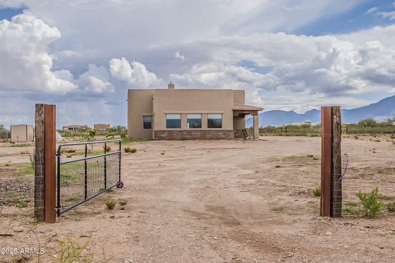 24-web-or-mls-Sb Ranch-6