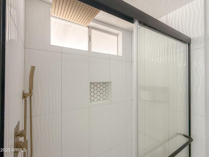 Walk-in Shower
