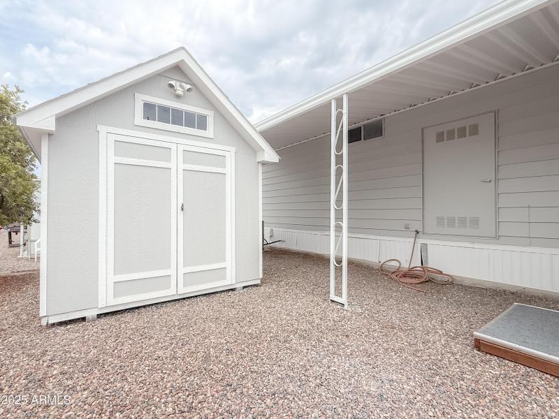Shed 1