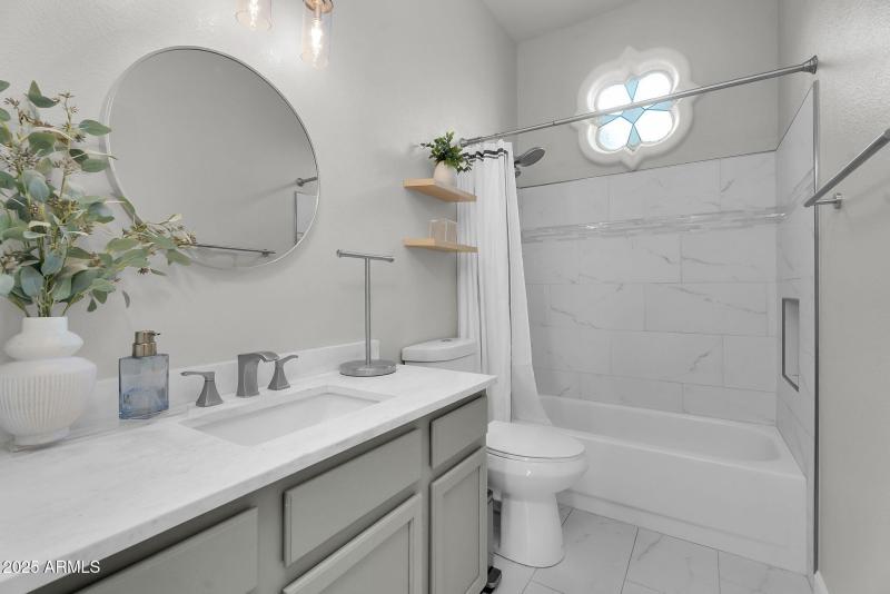 2nd Bathroom Upstairs