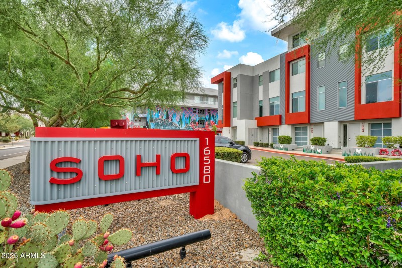 16510 N 92nd St Community-1_(2048)