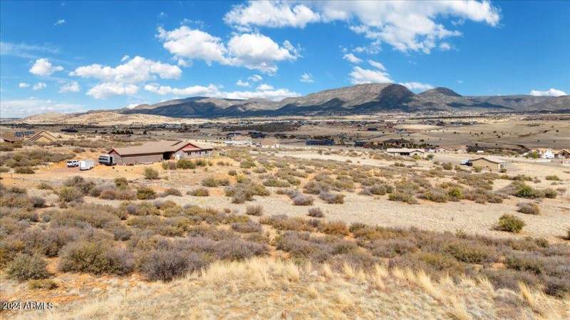Views of Woodchute & Mingus Mtns !