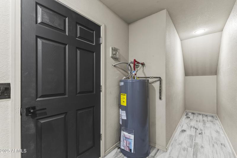 Pantry/ Laundry Room