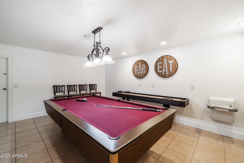 basement game room