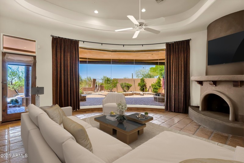 Great Room Pool Views