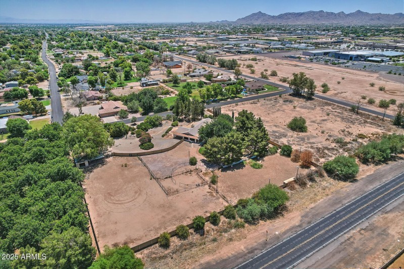 Both Parcel View-047-014-1500x1000