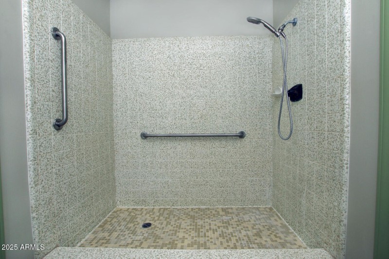 Full Bath Shower-033-040-1500x1000