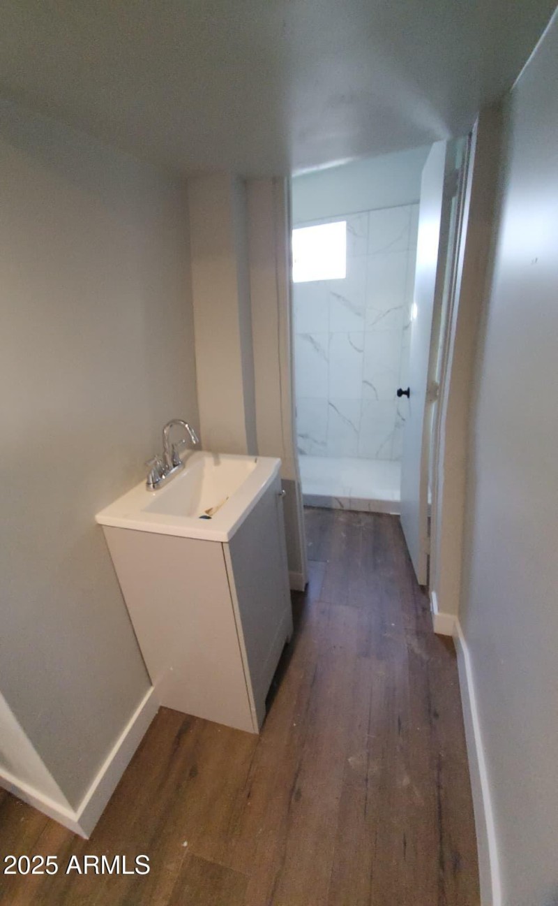 b702738d-9d74-4b4d-88d8-6ecc25ede110