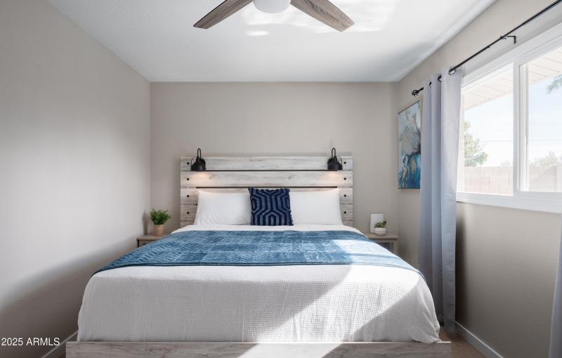 PROPERTYIMAGECO_8731EColumbusAve_WEB-23