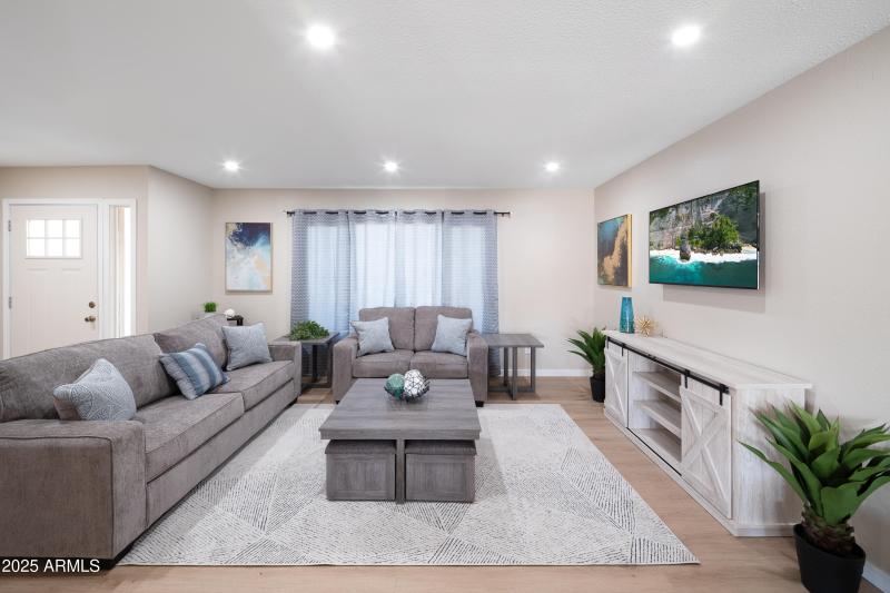 PROPERTYIMAGECO_8731EColumbusAve_WEB-30