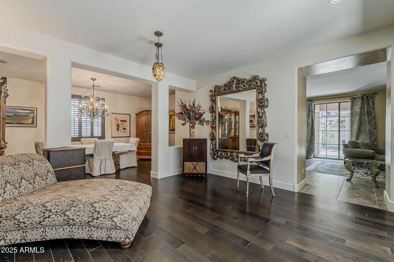 11-web-or-mls-Windsor-11