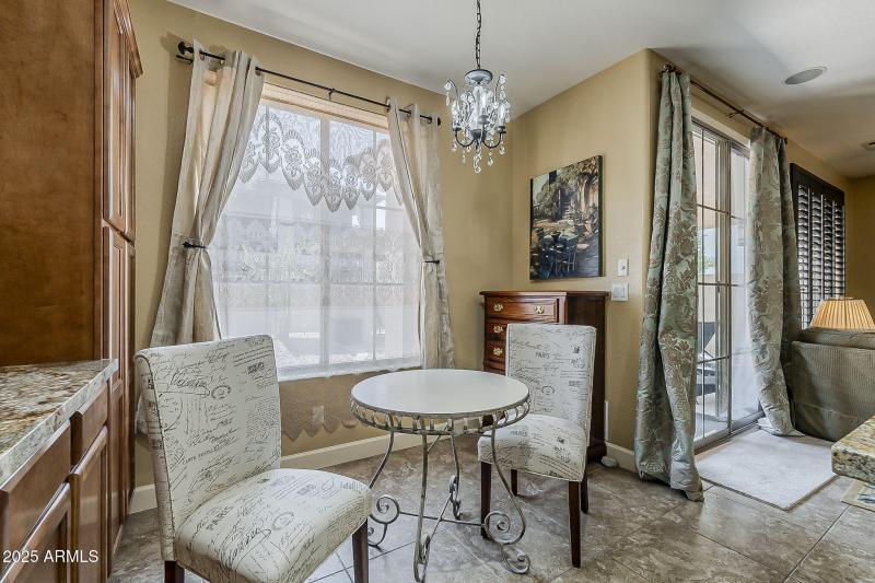 30-web-or-mls-Windsor-30