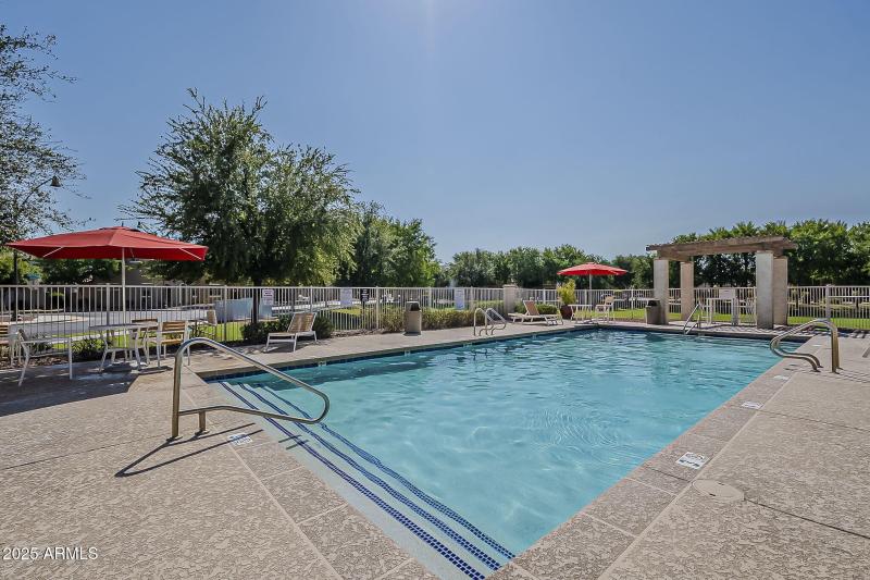 68-web-or-mls-Windsor Community-1