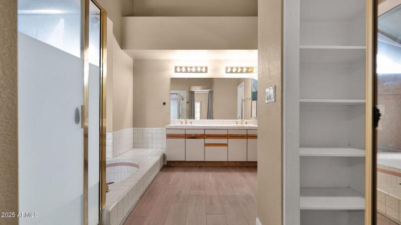 26-web-or-mls-P1119531