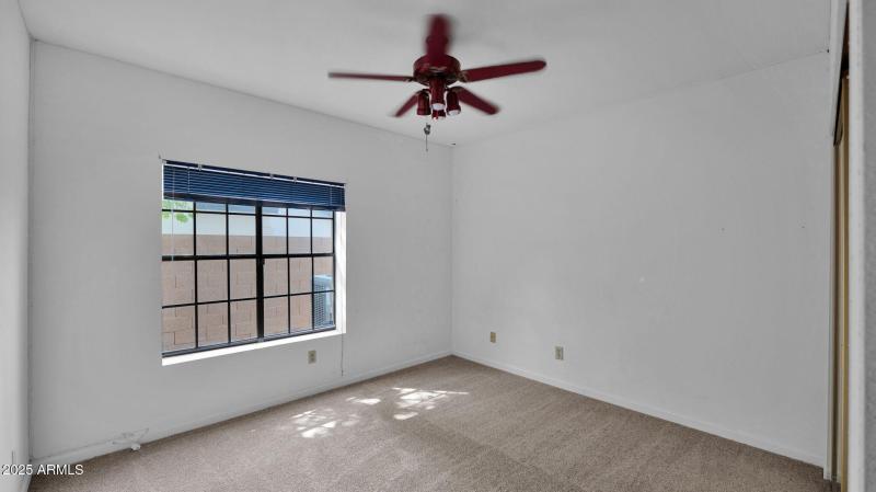 33-web-or-mls-P1119517