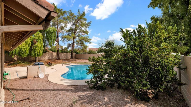 44-web-or-mls-P1119579