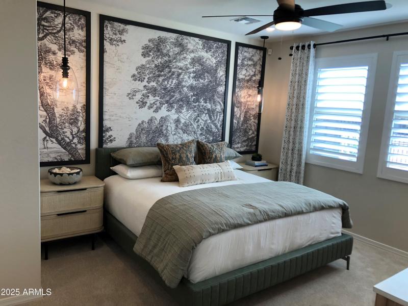 Oracle Primary Bedroom