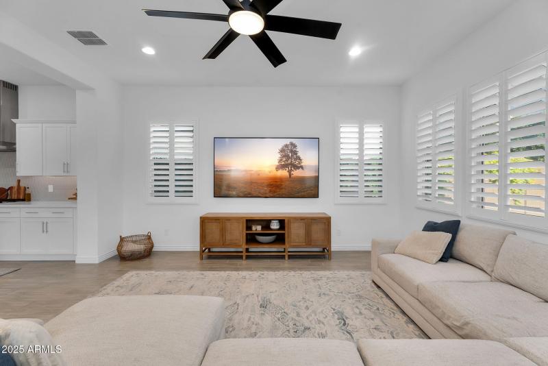 14-web-or-mls-Mayberry-14