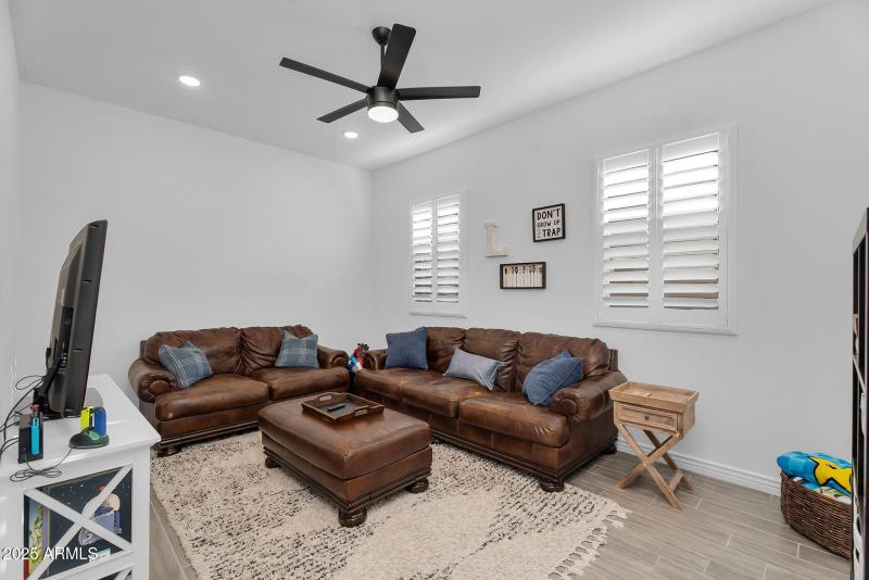 16-web-or-mls-Mayberry-35