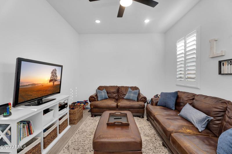 20-web-or-mls-Mayberry-39