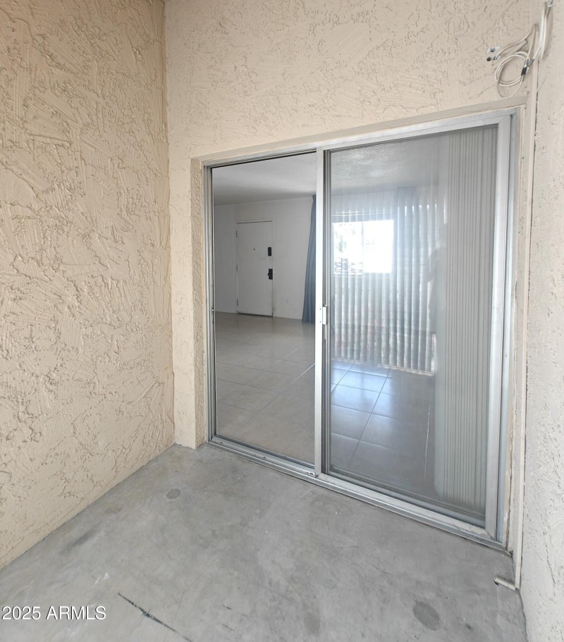 Covered Patio-Balcony