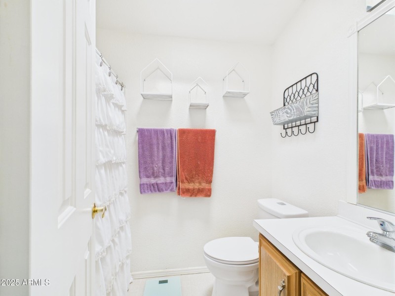 CAM03379G0-PR0133-STILL020