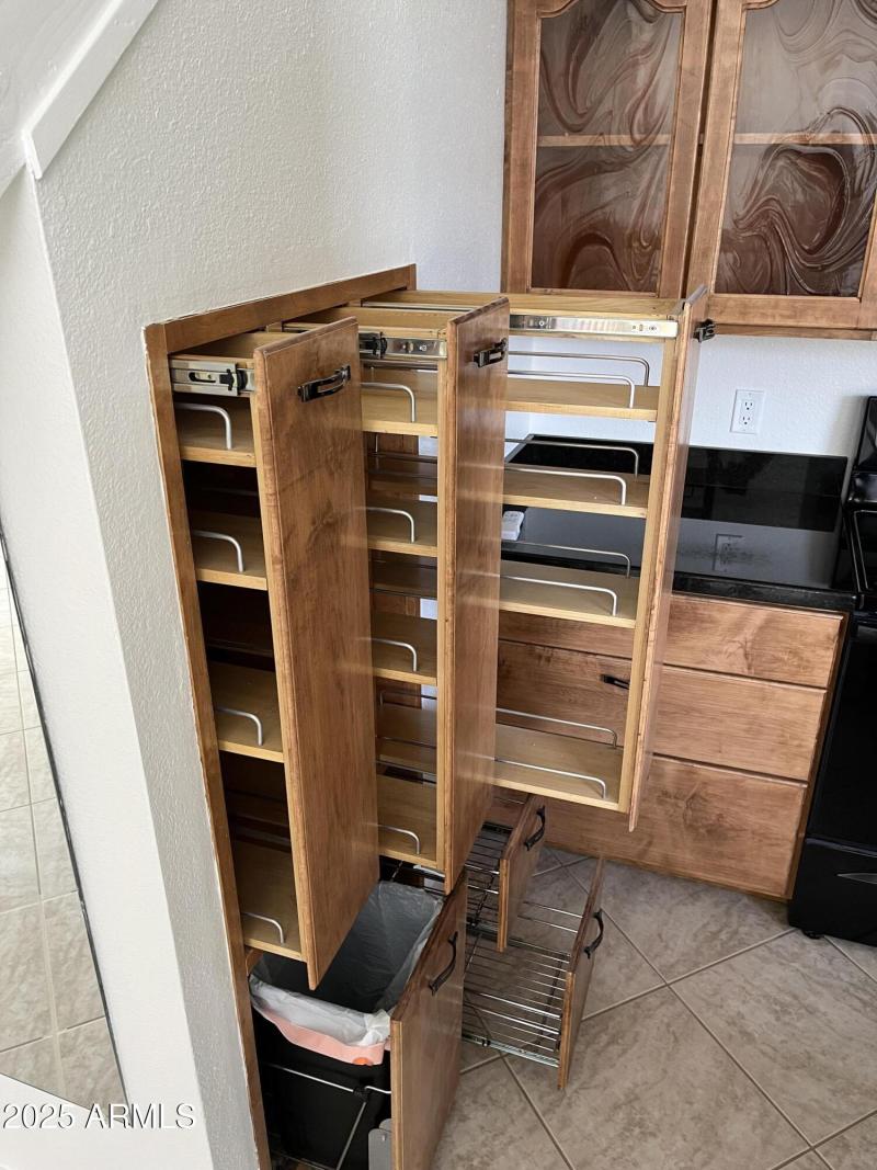 Pantry with Pull-Outs