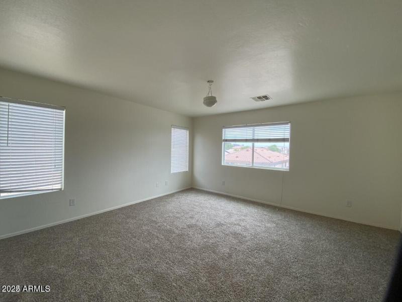 20220816223654278229000000-o