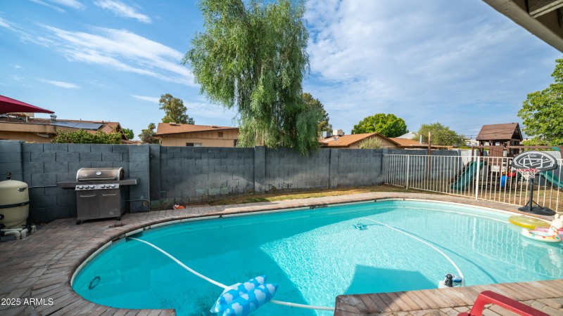 3854 W Mauna Loa Ln Exterior Photos-7