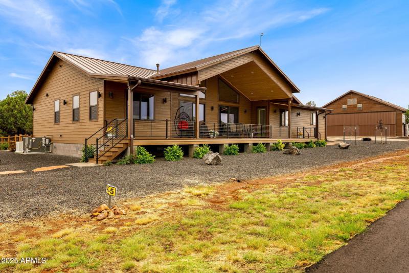 2344HellcatCir-Overgaard-AZ-30