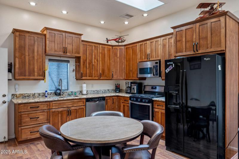 2344HellcatCir-Overgaard-AZ-38